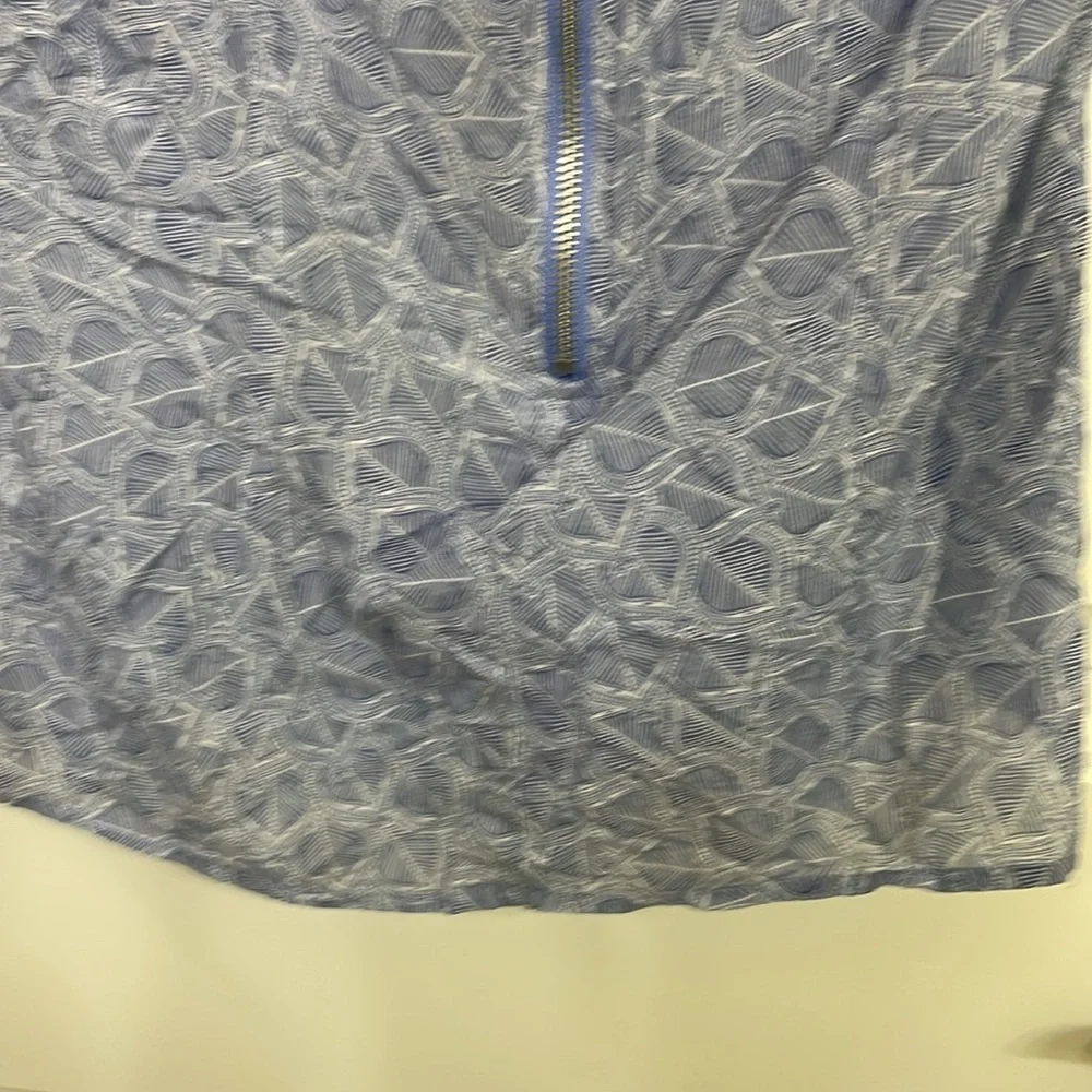 Banana Republic silk blend sleeveless top - Picture 7 of 8